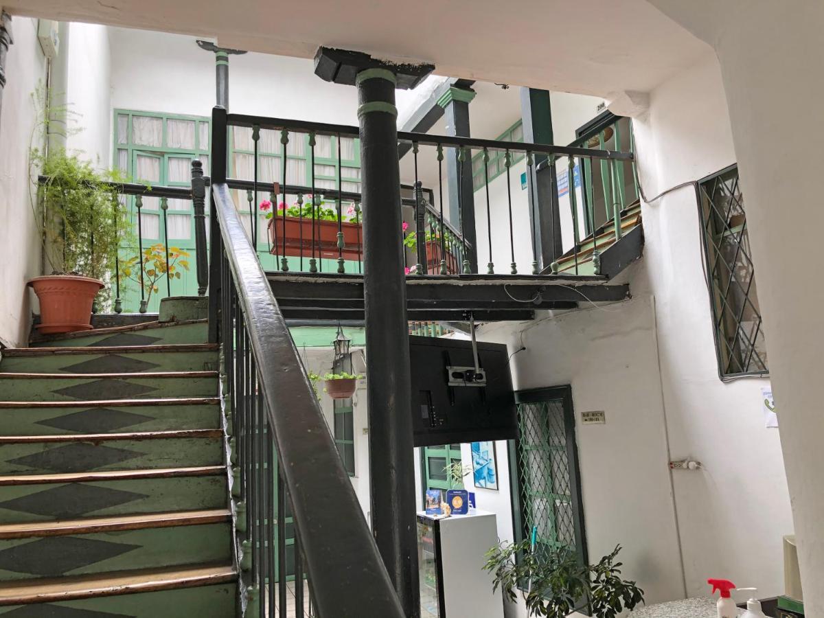 Hostal Latina Cuenca Extérieur photo