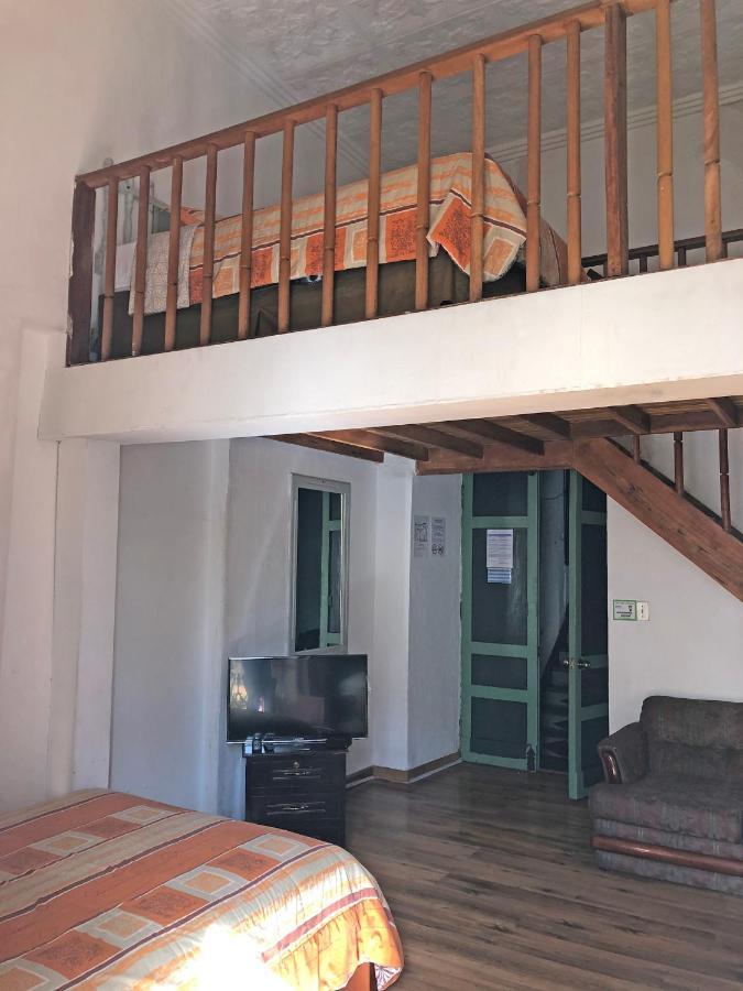 Hostal Latina Cuenca Extérieur photo
