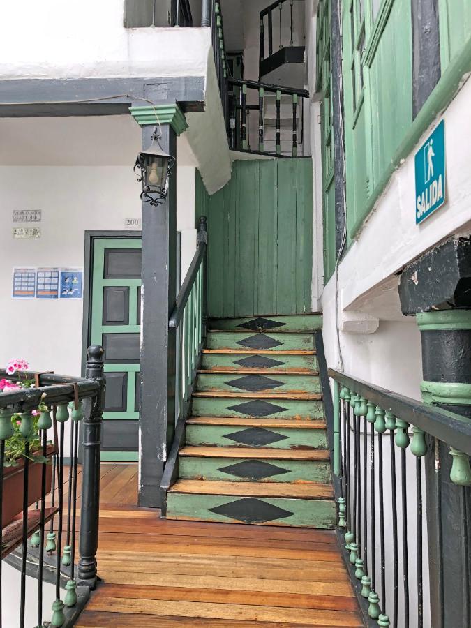 Hostal Latina Cuenca Extérieur photo
