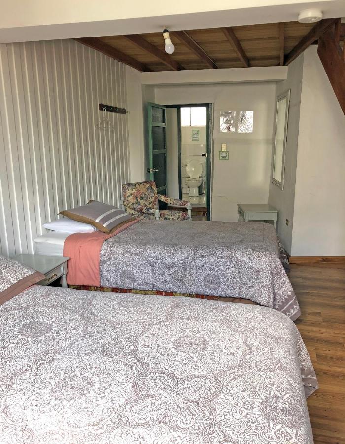 Hostal Latina Cuenca Extérieur photo
