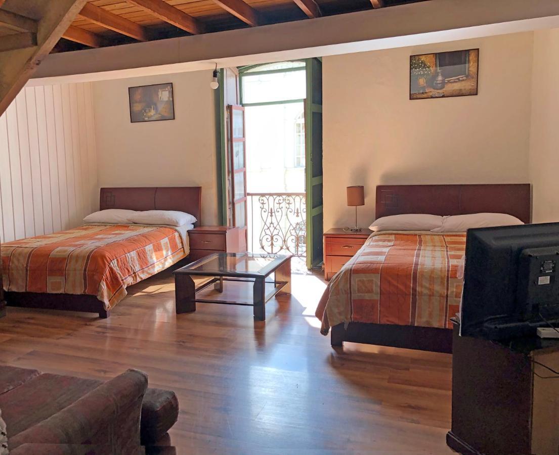 Hostal Latina Cuenca Extérieur photo