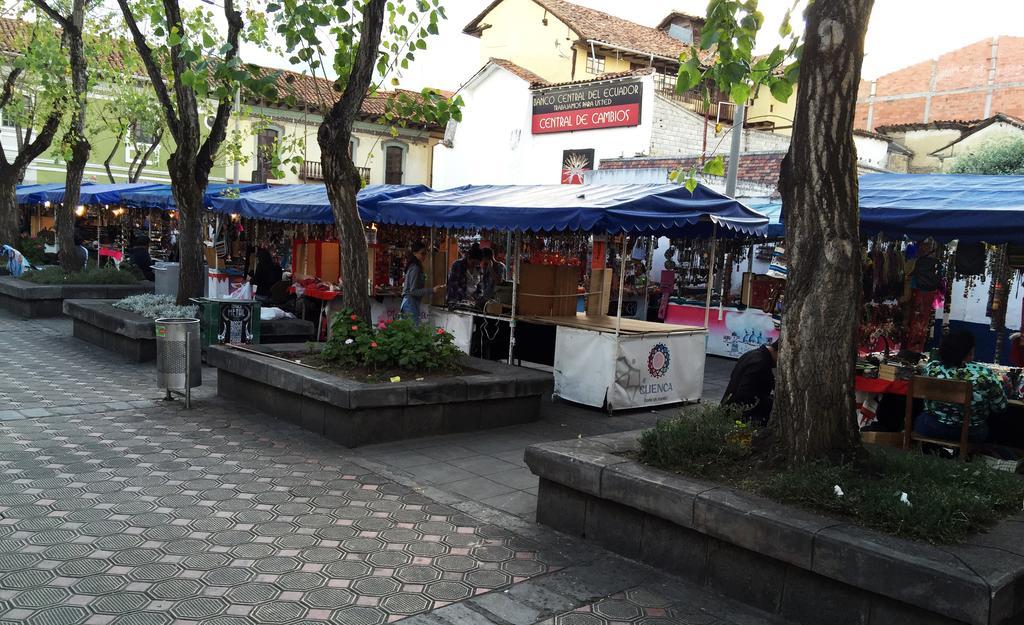 Hostal Latina Cuenca Extérieur photo