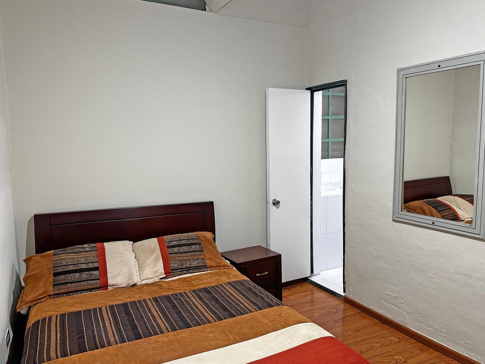 Hostal Latina Cuenca Extérieur photo