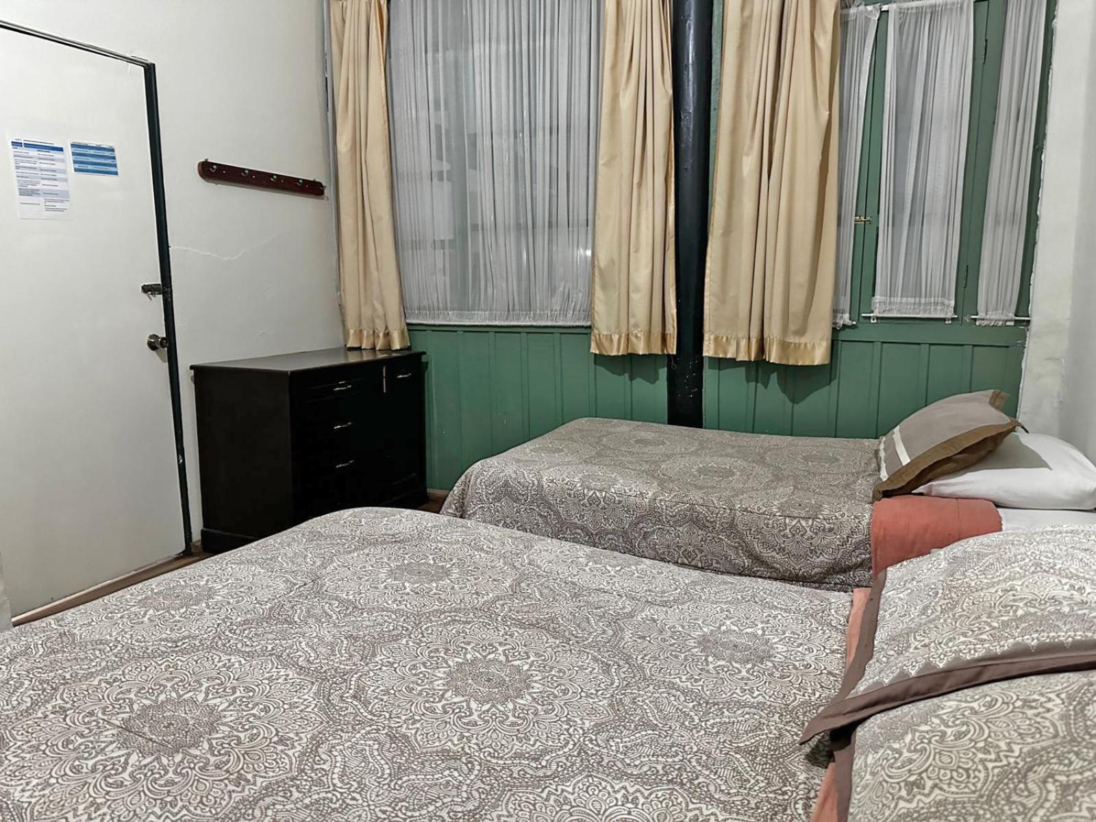 Hostal Latina Cuenca Extérieur photo