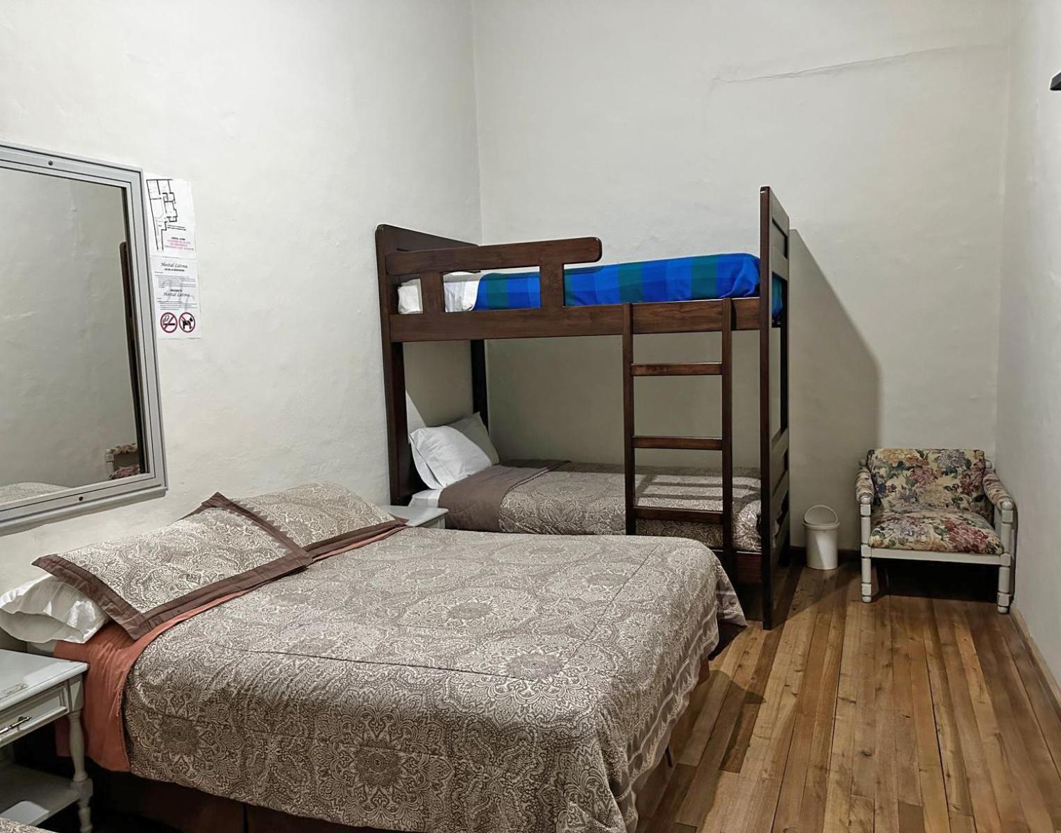 Hostal Latina Cuenca Extérieur photo