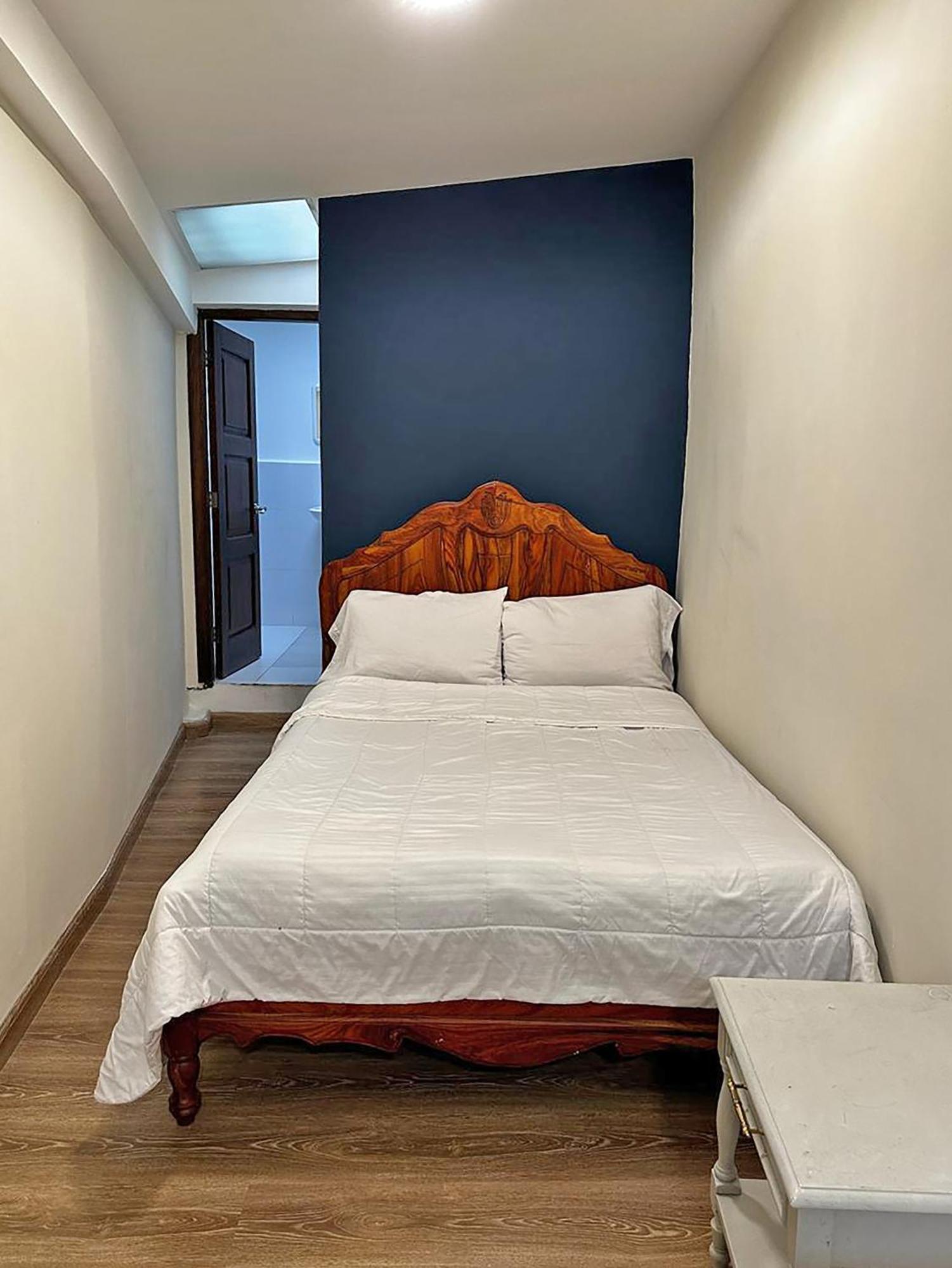 Hostal Latina Cuenca Extérieur photo